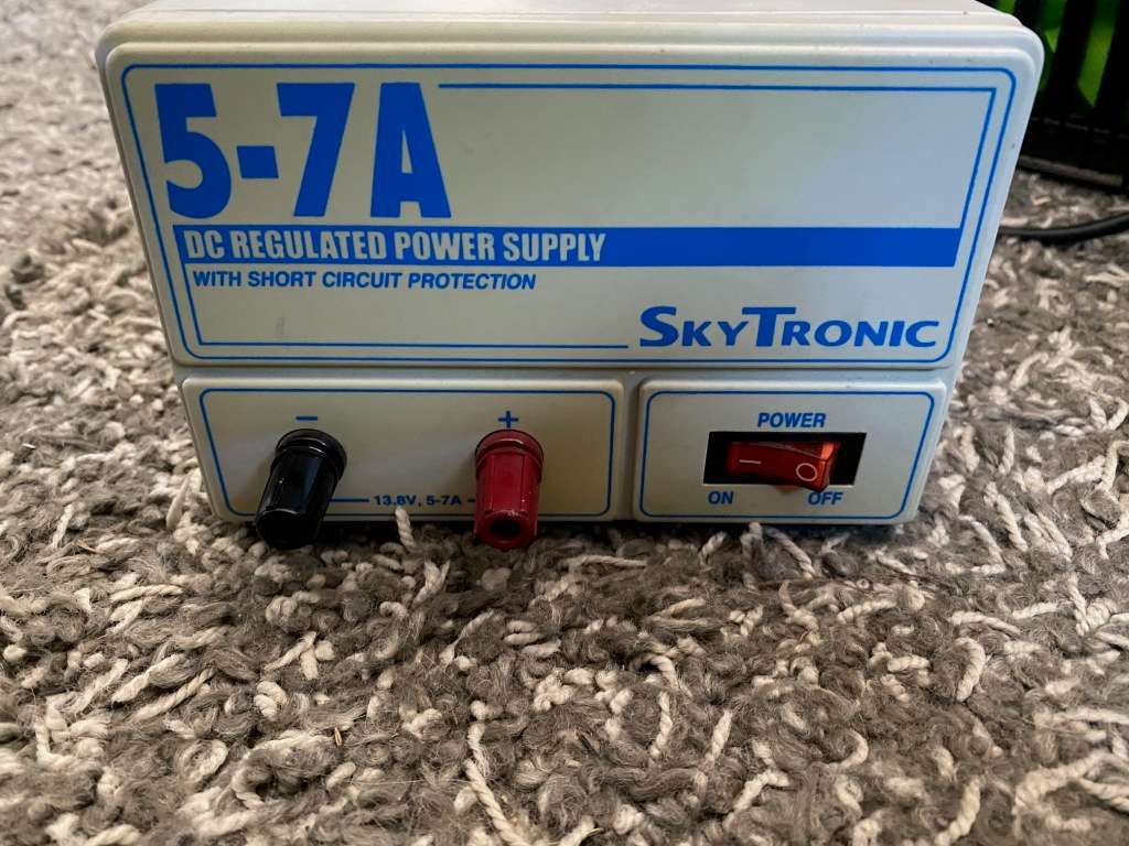 Skytronic 12v 5-7a Regulated power supply