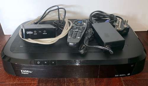 DSTV Explora + Wifi Connector