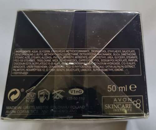 AVON Anew Platinum day. Define and contour cream 50 ml. With SPF 25. In packaging