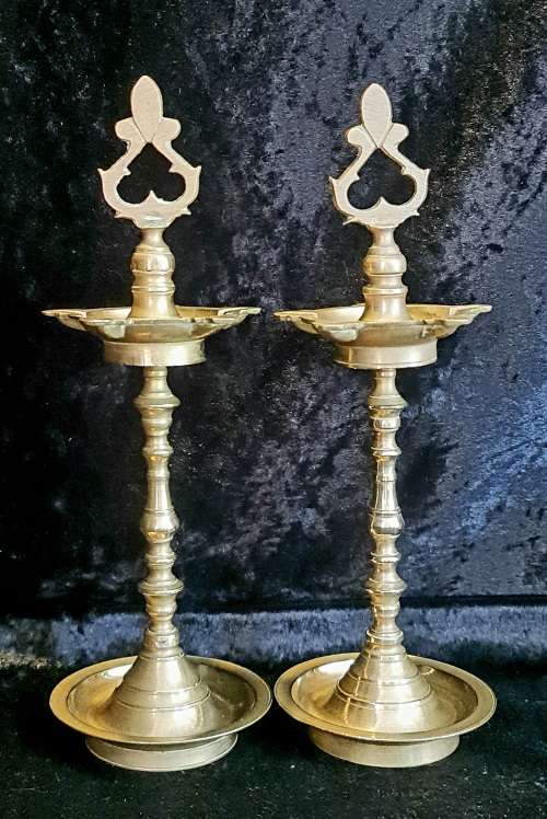 2x   Traditional Brass Kumbakonam Nachiarkoil Kuthuvilakku Diya (Golden Yellow