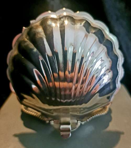 Sea Shell Butter or Caviar Dish with glass bowl insert.