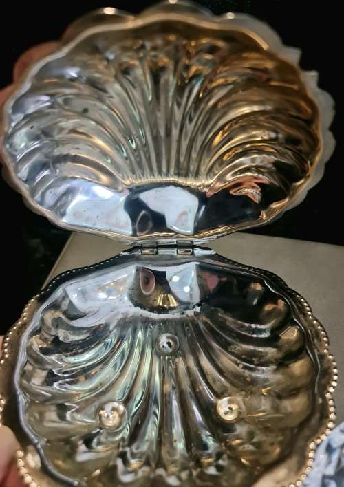 Sea Shell Butter or Caviar Dish with glass bowl insert.