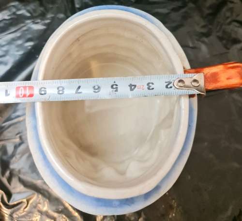 Beautiful character jug in very good condition