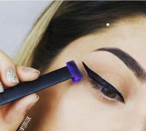 Eyeliner Stamp for Cat Eye (Choose From Size S to L)