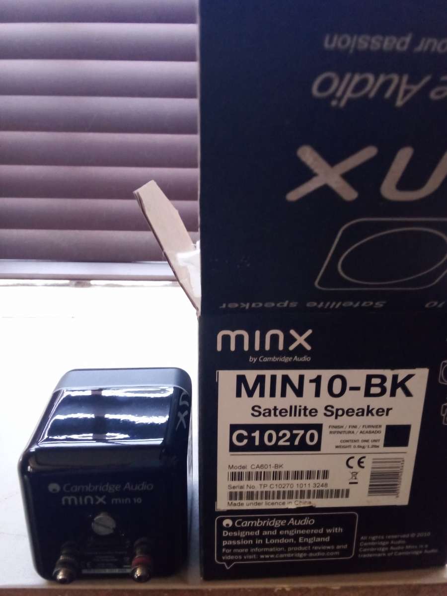 Minx Satellites - Min10 (1 x Black)