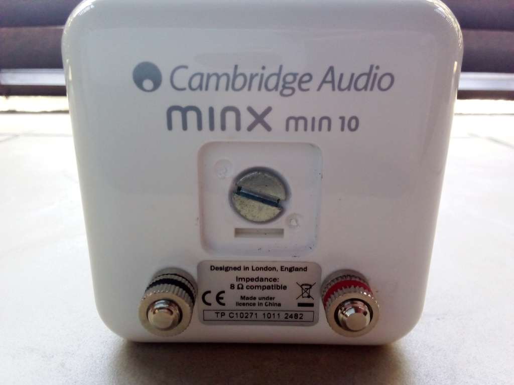 Minx Satellites - Min10 (1 x White)