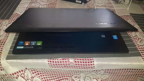 Lenovo i5 laptop *R20 000*