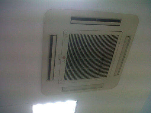 LG industrial size aircon's *R14999* No Reserve*