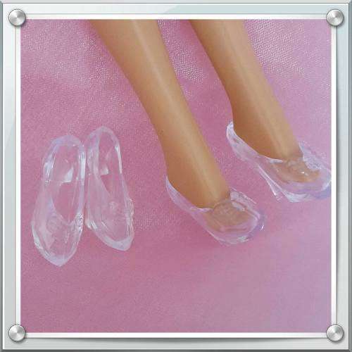 Faux "glass" shoes for Barbie dolls