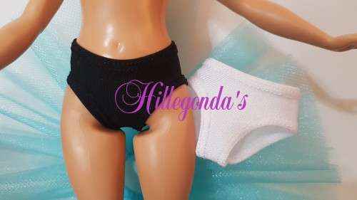 Set of 2 panties, white and black for the curvy Barbie dolls