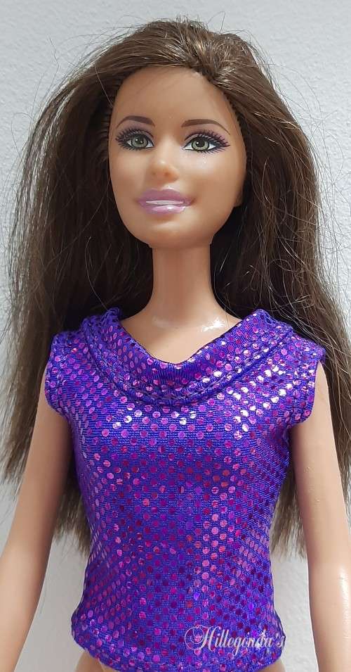 Tank top for Barbie dolls