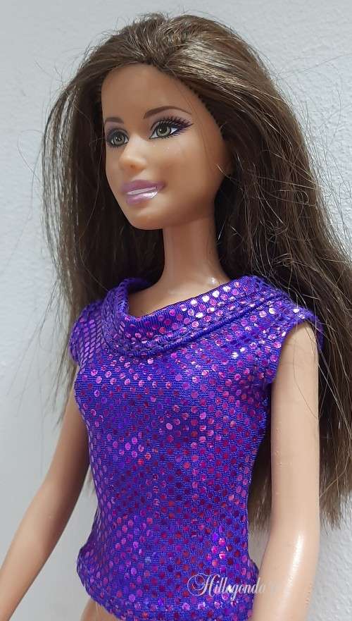 Tank top for Barbie dolls