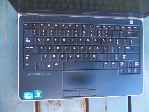 DELL LATITUDE E6230- 12,5``, i5 3rd gen, 4gb ram, 500gig hard drive, dual cpu of 2,6ghz each