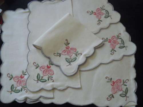SET OF 6 X COTTON VINTAGE NAPPKINS