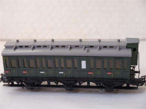 marklin  HO 4005 compartment coach with b/man's cab
