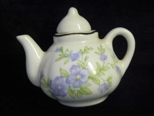 MINIATURE TEA POT PORCELAIN