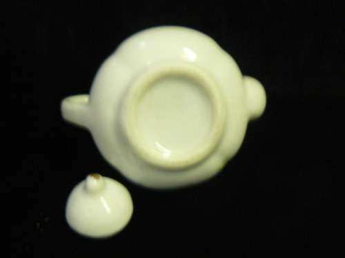 MINIATURE TEA POT PORCELAIN