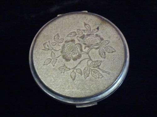 SRTATTON VINTAGE POWDER COMPACT WITH MIRROR