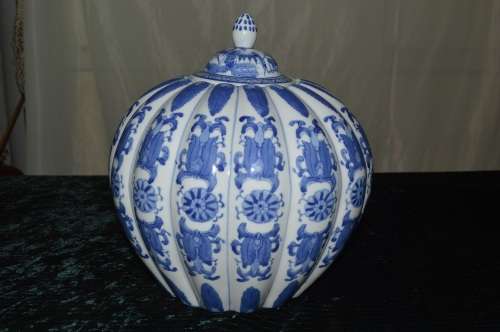 lovely blue and white pumpkin jar