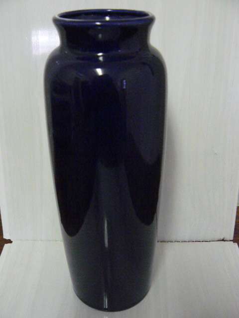 STUNNING CERAMIC TALL VASE 25 CM