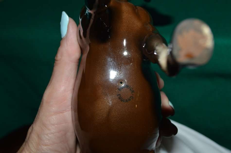 A beautiful set of Beswik chestnut horses with foals