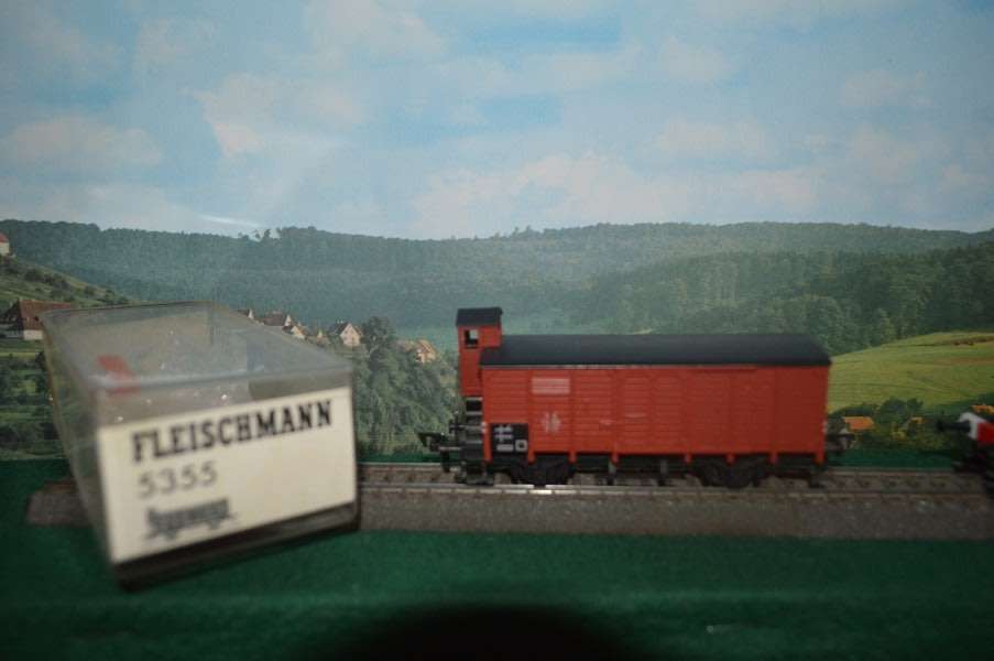 Fleischmann 5355 Covered Goods Wagon