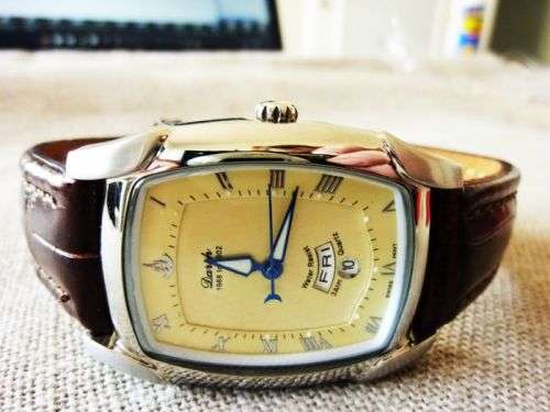 MENS DARCH DRESS WATCH SWISS MOVT QUARTZ like new