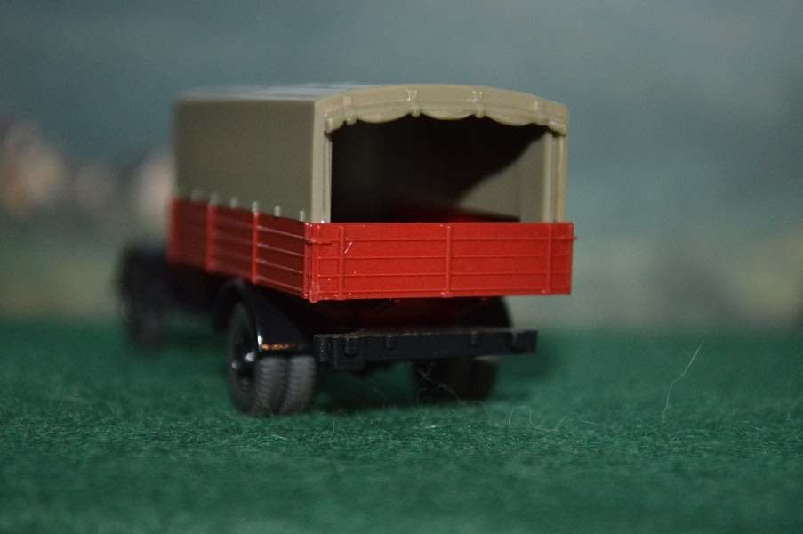 Wiking HO 3350 delivery truck OPEL BLITZ