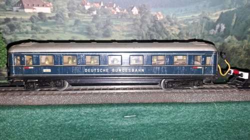 MARKLIN HO SCALE 346/6 TIN 2 ND CLASS PASSENGER CAR collectors