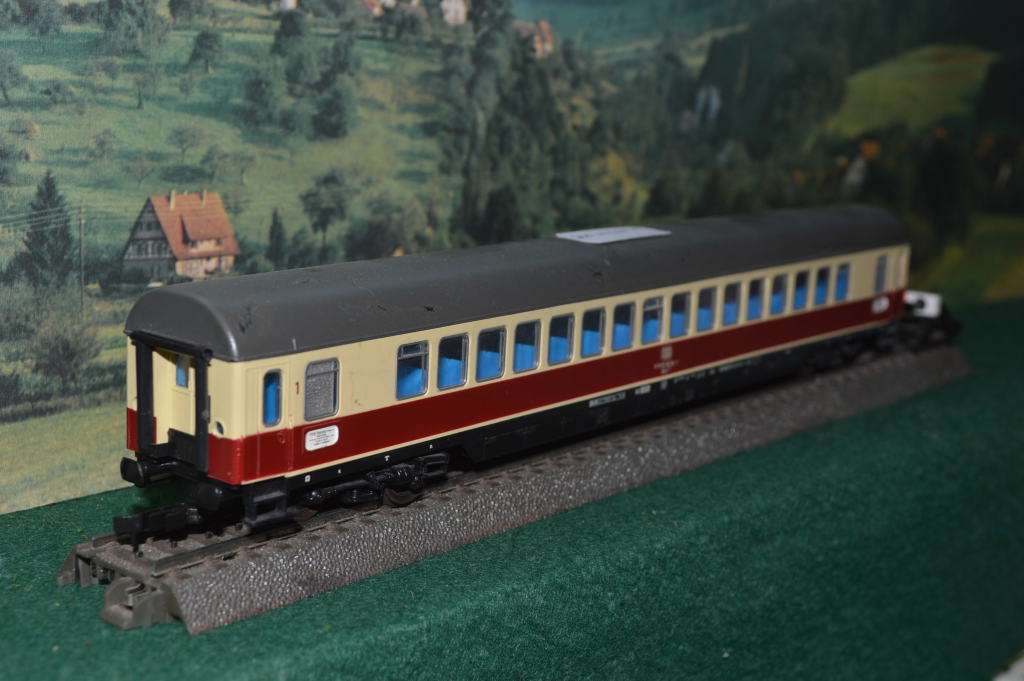 Roco Ho cl 1 passenger coach 6180 19-90 061-2