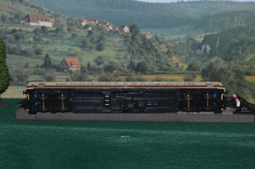 Roco Ho cl 1 passenger coach 6180 19-90 061-2