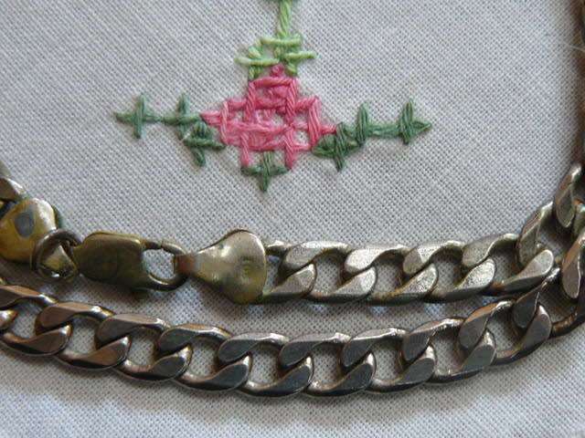 SILVER TONED CHAIN NICE PATTERN 55 CM LONG