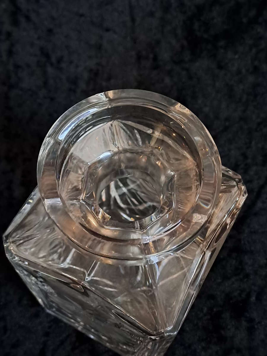 Beautiful square shape Rose cut with original stopper no damage lead crystal decanter