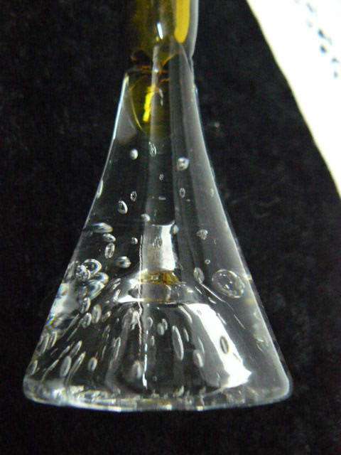 HEAVY BOTTOM SMALL BUBBLE BUD VASE