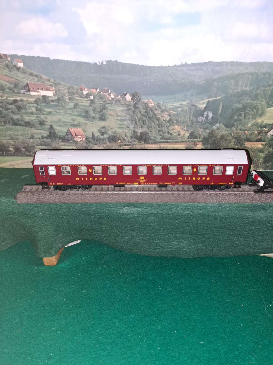 Motropa DR 51 50 70-40 134-1 sleeping coach