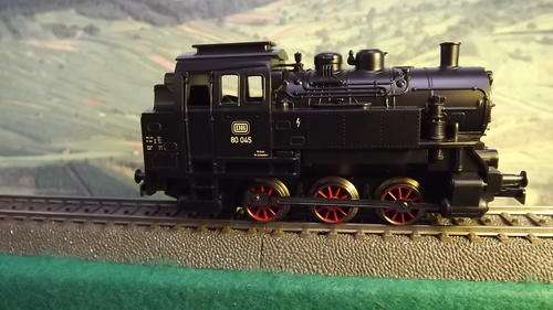 MARKLIN HO LOCOMOTIVE 80045DB  !! NEW !!