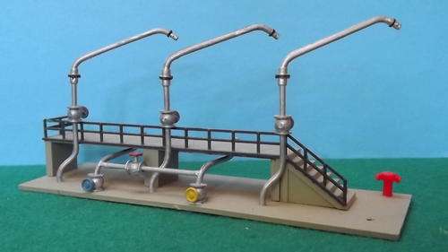 HO OVERHEAD WATER FILLING STATION