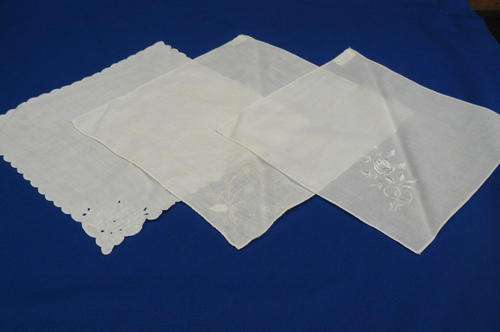 COTTON VINTAGE HANKIES