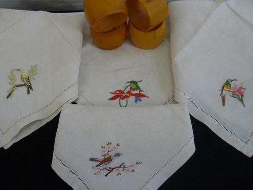 EMBROIDERED SERVIETTS / HANKIES