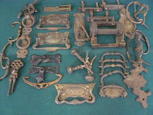 NICE LOT OF HANDLES