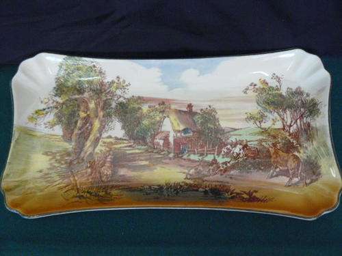 ROYAL DOULTON SNACK PLATE STUNNING AND IN MINT CONDITION !!!!!@@@@@!!!!!