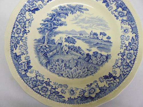 SILVERDALE SWINNERTONS LTD HAND ENGRAVED 24.5 CM PLATE