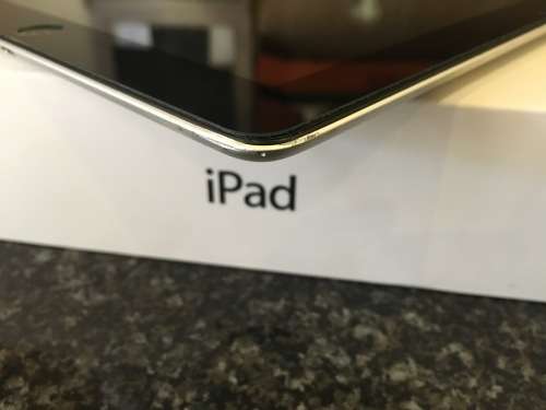 Apple iPad 4 16GB Wifi & 4G - Black (used)