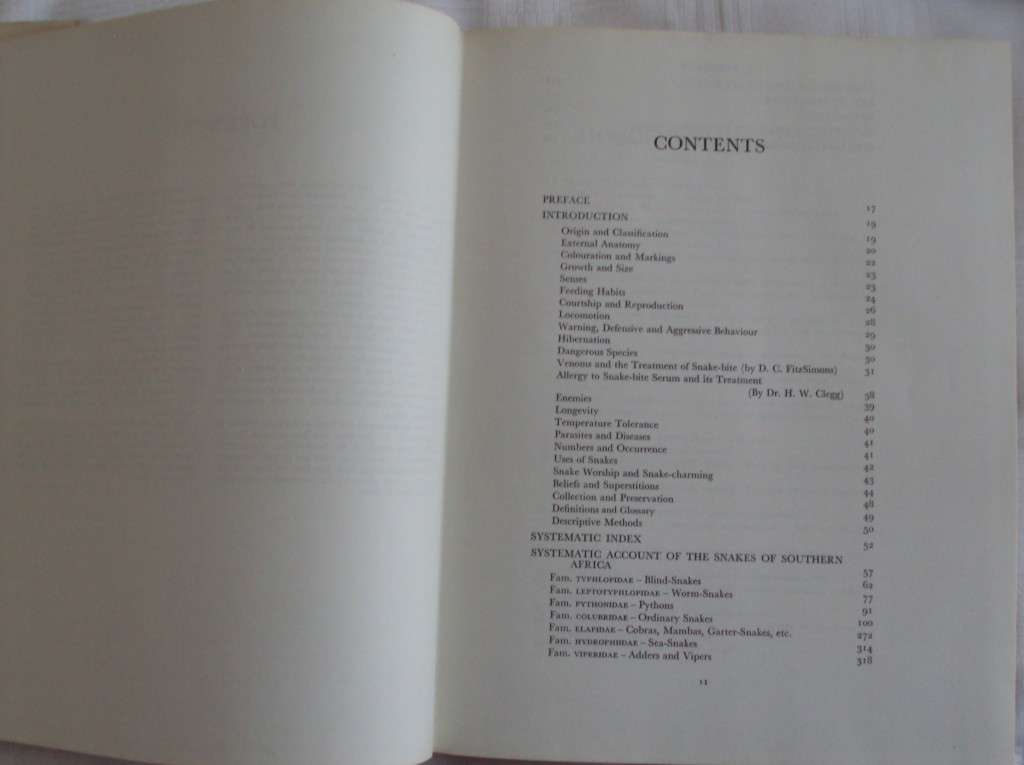 Snakes of southern Africa Vivian F Fitzsimons