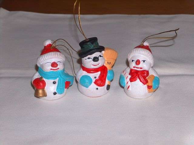 3 ceramic(?) snowmen christmas tree decorations approx 7cm tall *XMAS*