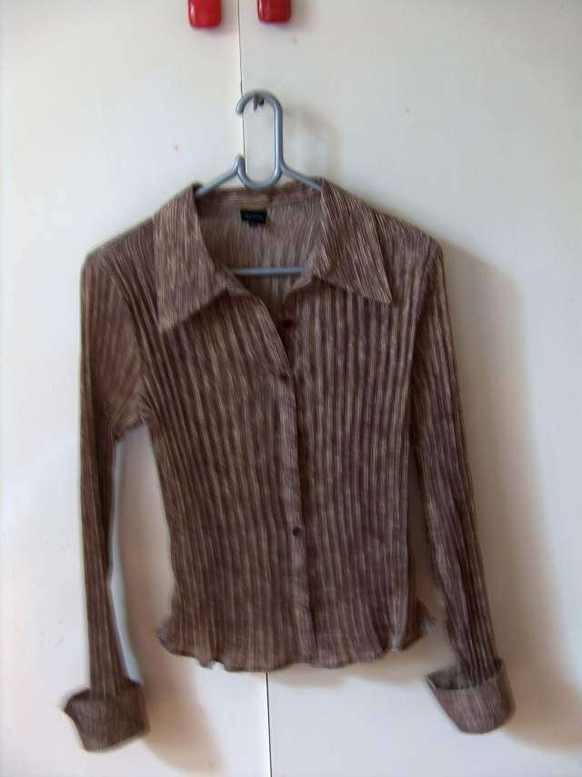 Truworths long sleeve brown & cream blouse Size 34