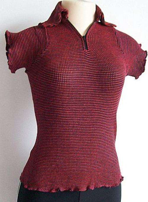 Trendy Maroon Collared Top.  Size 32 to 34