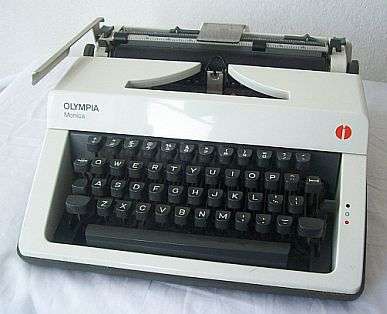 Olympia Monica Mechanical Typewriter