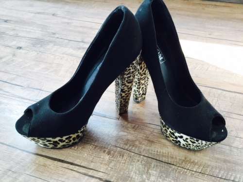 Ladies Size 4 Zoom Black Leopard Print Open Toe High Heel Shoe
