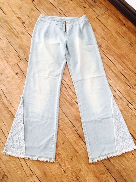 Ladies Amazing Size 38 Lace High Waist Flares Bell-Bottom Vintage Denim Blue Jeans